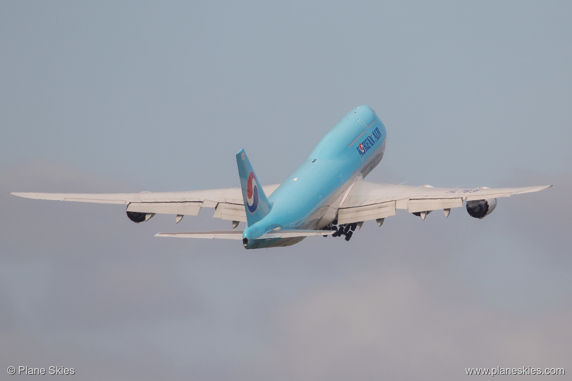 Korean Air Boeing 747-8i HL7631 at Auckland International Airport (NZAA/AKL)