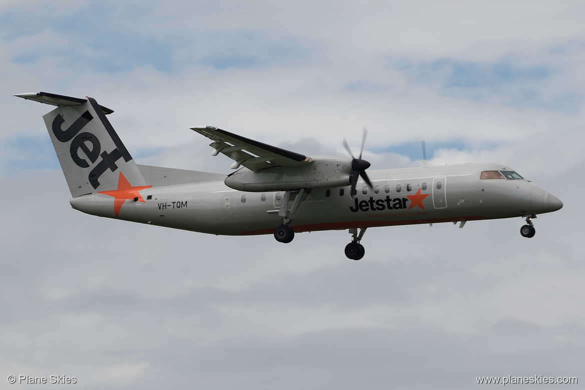 Jetstar Airways DHC Dash-8-300 VH-TQM at Auckland International Airport (NZAA/AKL) Jetstar Airways DHC Dash-8-300 VH-TQM at Auckland International Airport (NZAA/AKL)