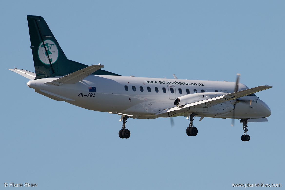 Air Chathams Saab 340A ZK-KRA at Auckland International Airport (NZAA/AKL) Air Chathams Saab 340A ZK-KRA at Auckland International Airport (NZAA/AKL)