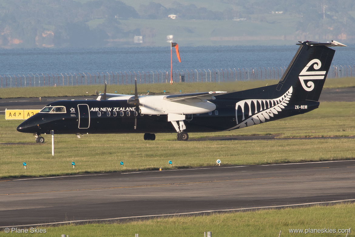 Air Nelson DHC Dash-8-300 ZK-NEM at Auckland International Airport (NZAA/AKL) Air Nelson DHC Dash-8-300 ZK-NEM at Auckland International Airport (NZAA/AKL)
