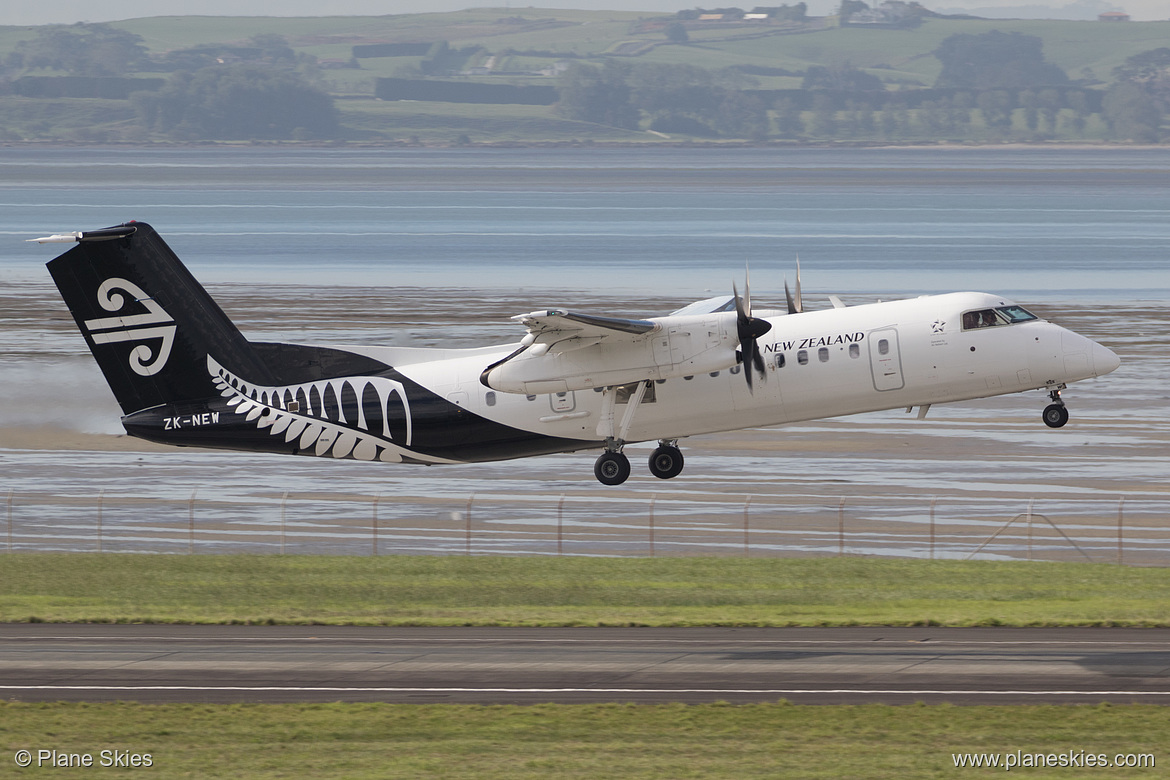 Air Nelson DHC Dash-8-300 ZK-NEW at Auckland International Airport (NZAA/AKL) Air Nelson DHC Dash-8-300 ZK-NEW at Auckland International Airport (NZAA/AKL)