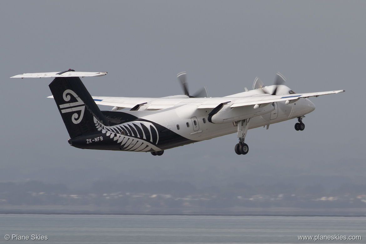 Air Nelson DHC Dash-8-300 ZK-NFB at Auckland International Airport (NZAA/AKL) Air Nelson DHC Dash-8-300 ZK-NFB at Auckland International Airport (NZAA/AKL)