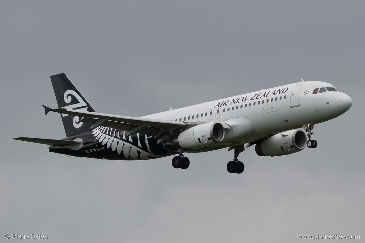 Air New Zealand Airbus A320-200 ZK-OJE at Auckland International Airport (NZAA/AKL) Air New Zealand Airbus A320-200 ZK-OJE at Auckland International Airport (NZAA/AKL)