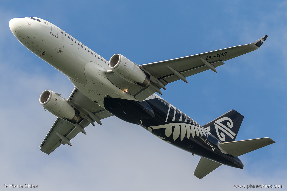 Air New Zealand Airbus A320-200 ZK-OXE at Auckland International Airport (NZAA/AKL)