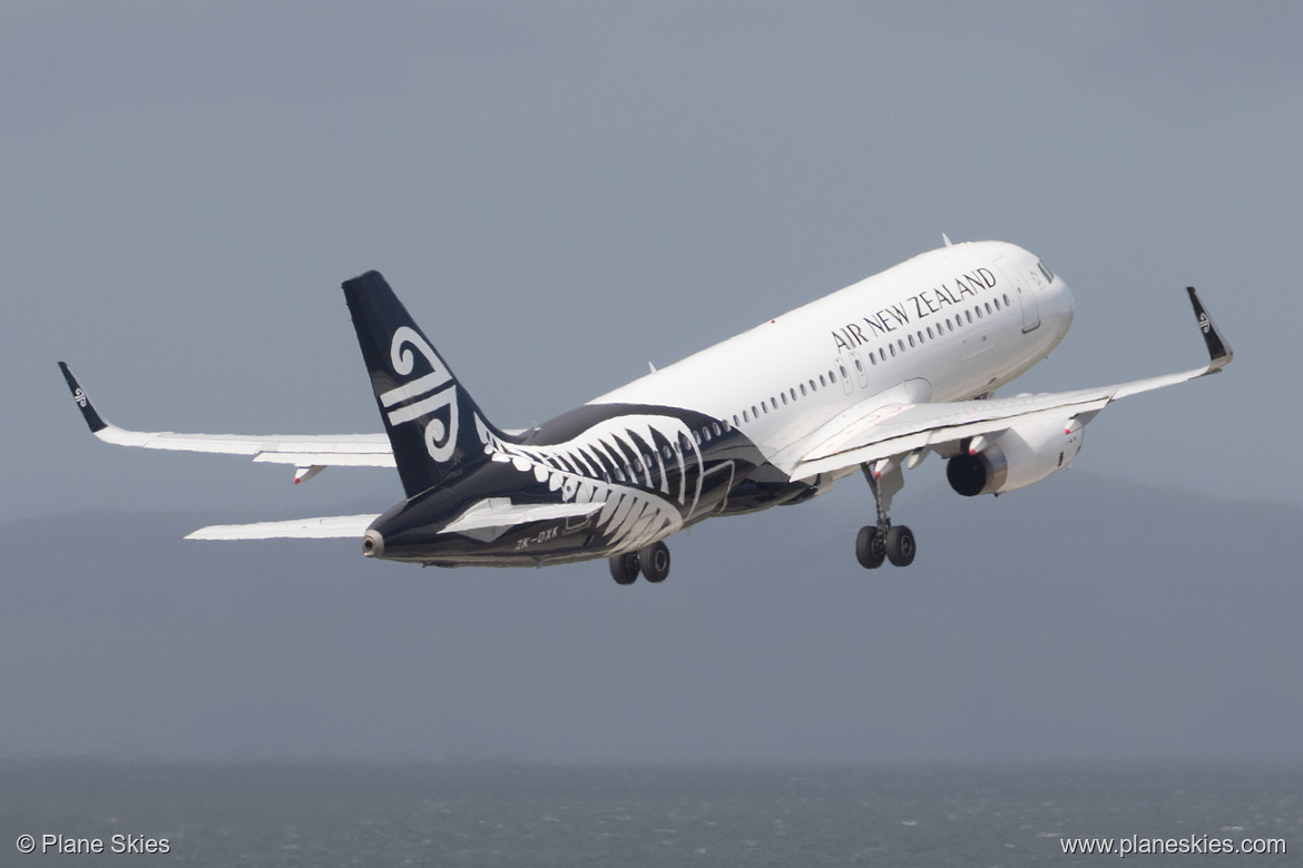 Air New Zealand Airbus A320-200 ZK-OXK at Auckland International Airport (NZAA/AKL) Air New Zealand Airbus A320-200 ZK-OXK at Auckland International Airport (NZAA/AKL)