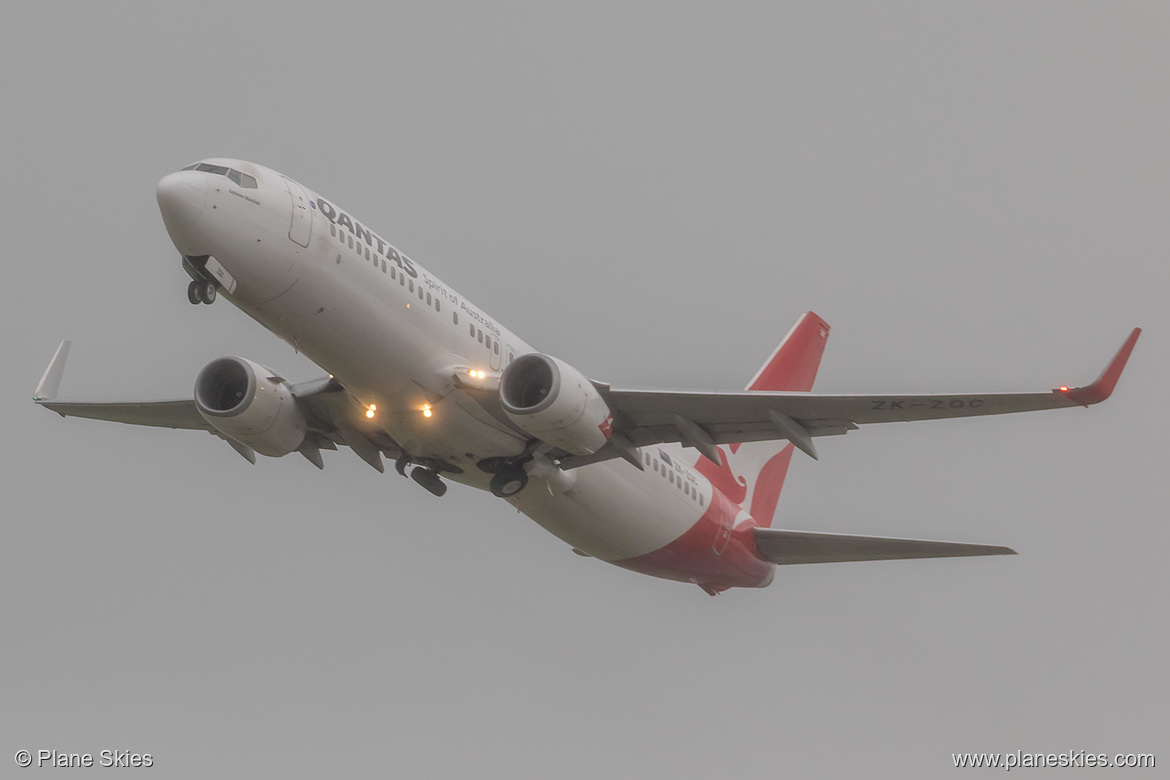 Qantas Boeing 737-800 ZK-ZQC at Auckland International Airport (NZAA/AKL)