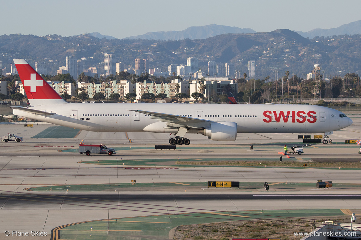 Swiss International Air Lines Boeing 777-300ER HB-JNF at Los Angeles International Airport (KLAX/LAX)