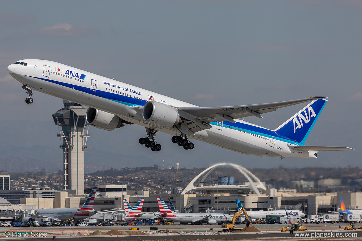 All Nippon Airways Boeing 777-300ER JA777A at Los Angeles International Airport (KLAX/LAX) All Nippon Airways Boeing 777-300ER JA777A at Los Angeles International Airport (KLAX/LAX)