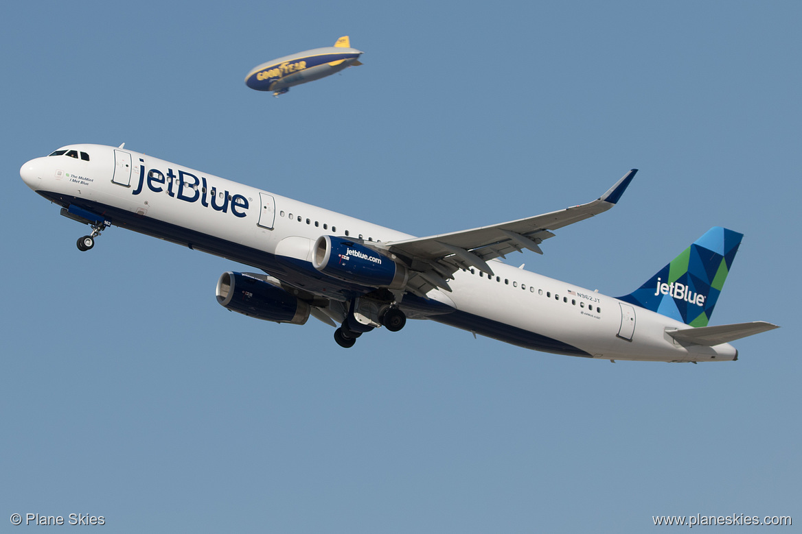 JetBlue Airways Airbus A321-200 N962JT at Los Angeles International Airport (KLAX/LAX) JetBlue Airways Airbus A321-200 N962JT at Los Angeles International Airport (KLAX/LAX)