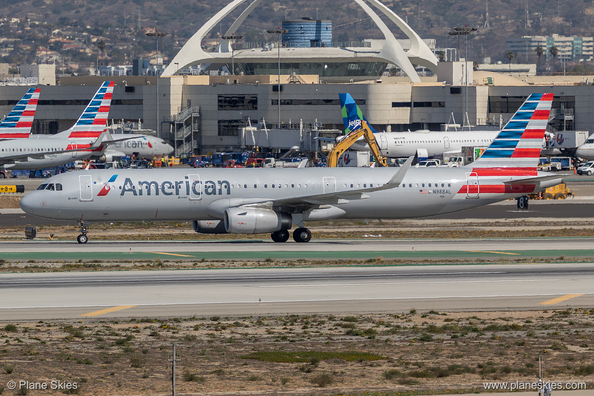 American Airlines Airbus A321-200 N988AL at Los Angeles International Airport (KLAX/LAX)