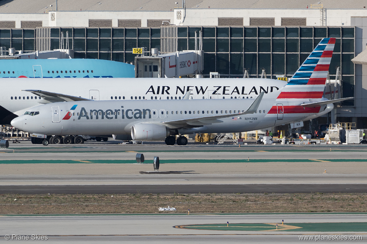 American Airlines Boeing 737-800 N992NN at Los Angeles International Airport (KLAX/LAX)