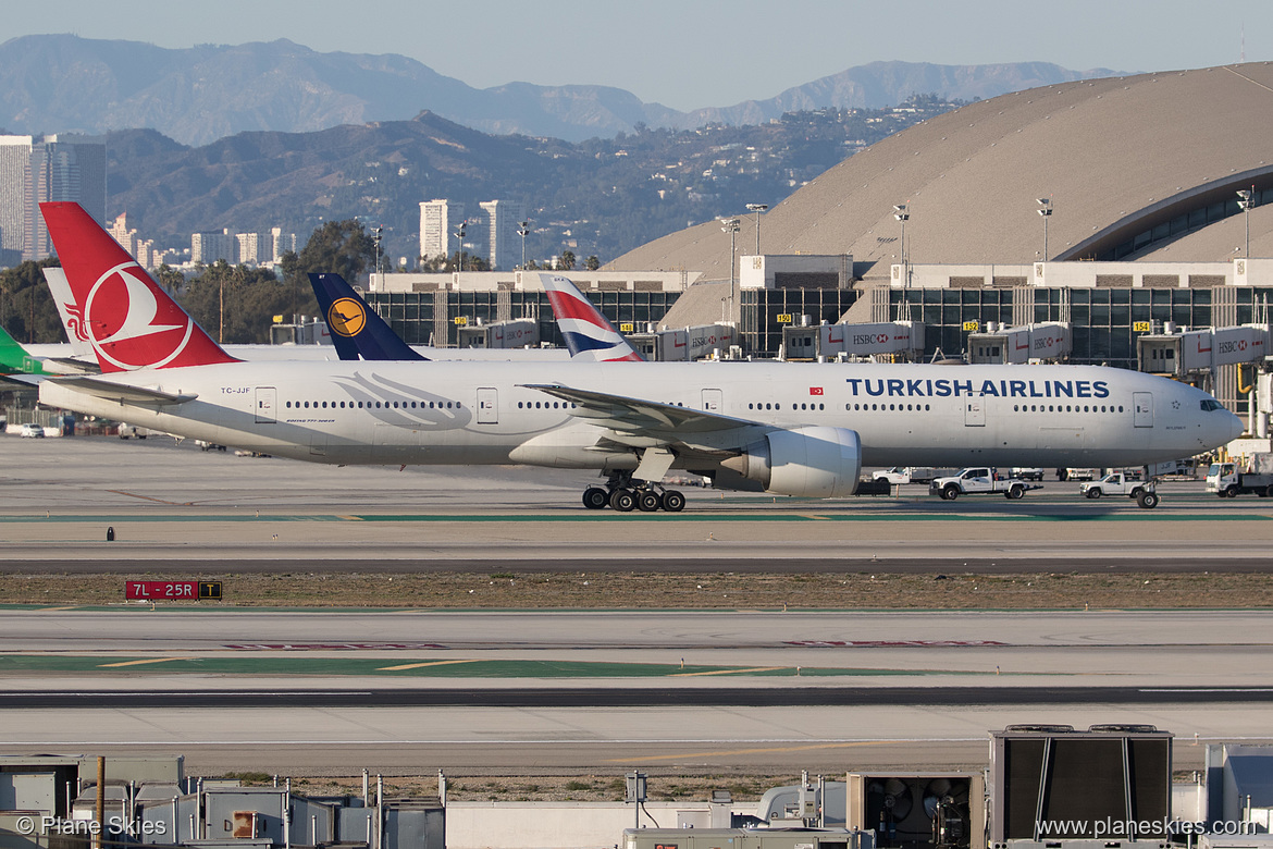 Turkish Airlines Boeing 777-300ER TC-JJF at Los Angeles International Airport (KLAX/LAX)