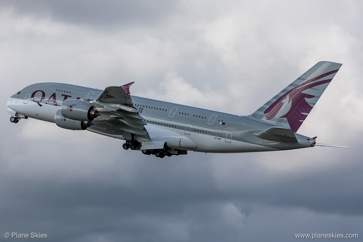 Qatar Airways Airbus A380-800 A7-APF at London Heathrow Airport (EGLL/LHR) Qatar Airways Airbus A380-800 A7-APF at London Heathrow Airport (EGLL/LHR)