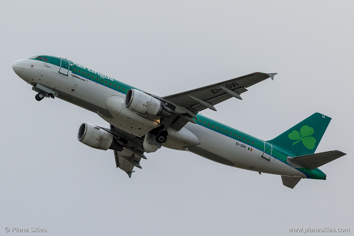 Aer Lingus Airbus A320-200 EI-DVI at London Heathrow Airport (EGLL/LHR) Aer Lingus Airbus A320-200 EI-DVI at London Heathrow Airport (EGLL/LHR)