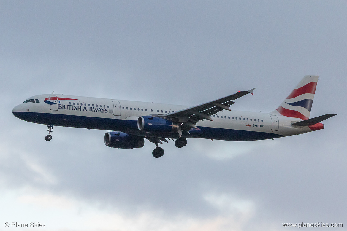 British Airways Airbus A321-200 G-MEDF at London Heathrow Airport (EGLL/LHR) British Airways Airbus A321-200 G-MEDF at London Heathrow Airport (EGLL/LHR)