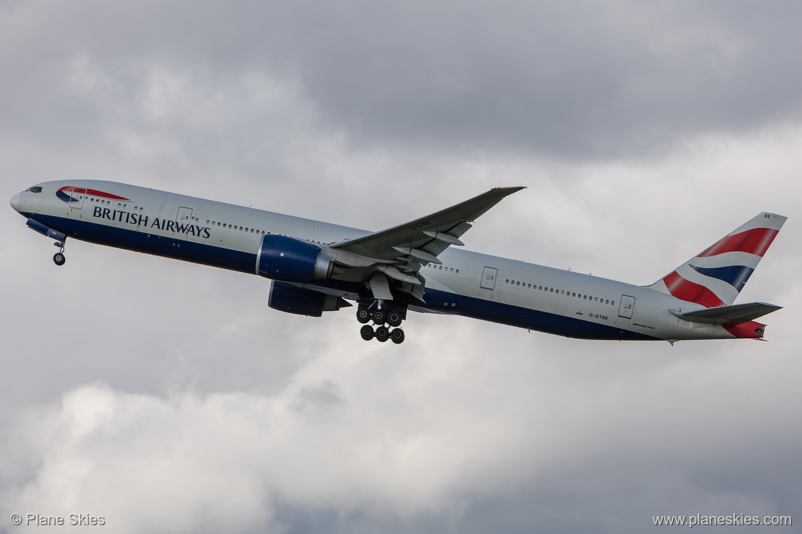 British Airways Boeing 777-300ER G-STBE at London Heathrow Airport (EGLL/LHR)