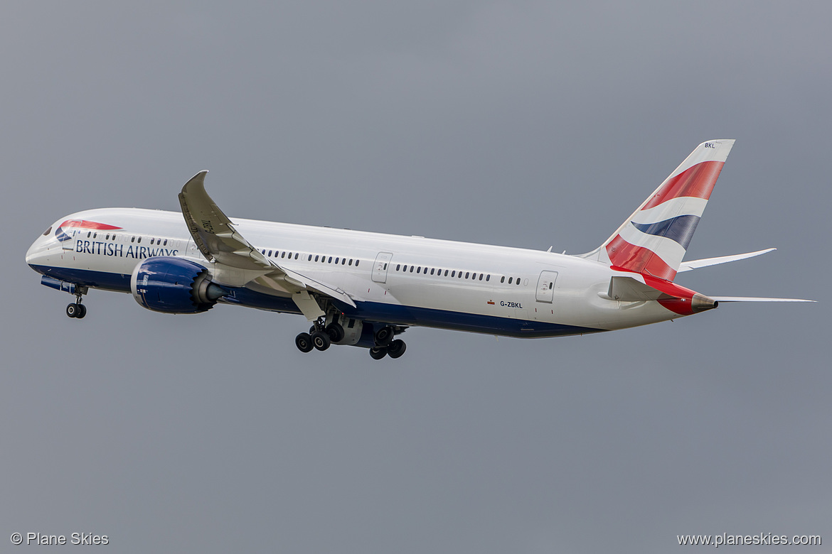 British Airways Boeing 787-9 G-ZBKL at London Heathrow Airport (EGLL/LHR)