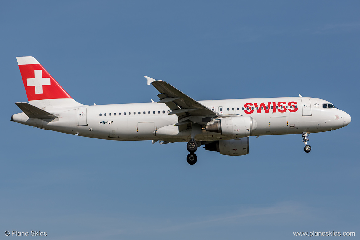 Swiss International Air Lines Airbus A320-200 HB-IJP at London Heathrow Airport (EGLL/LHR) Swiss International Air Lines Airbus A320-200 HB-IJP at London Heathrow Airport (EGLL/LHR)