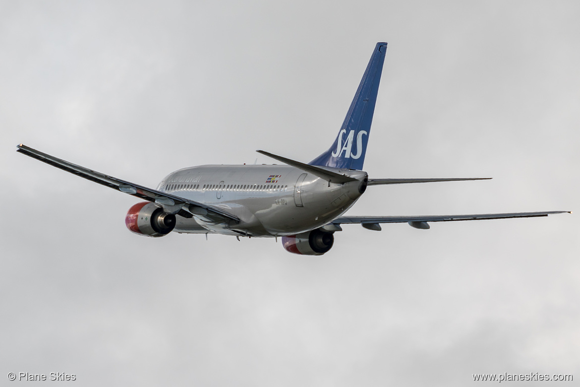 Scandinavian Airlines Boeing 737-700 LN-RPJ at London Heathrow Airport (EGLL/LHR)