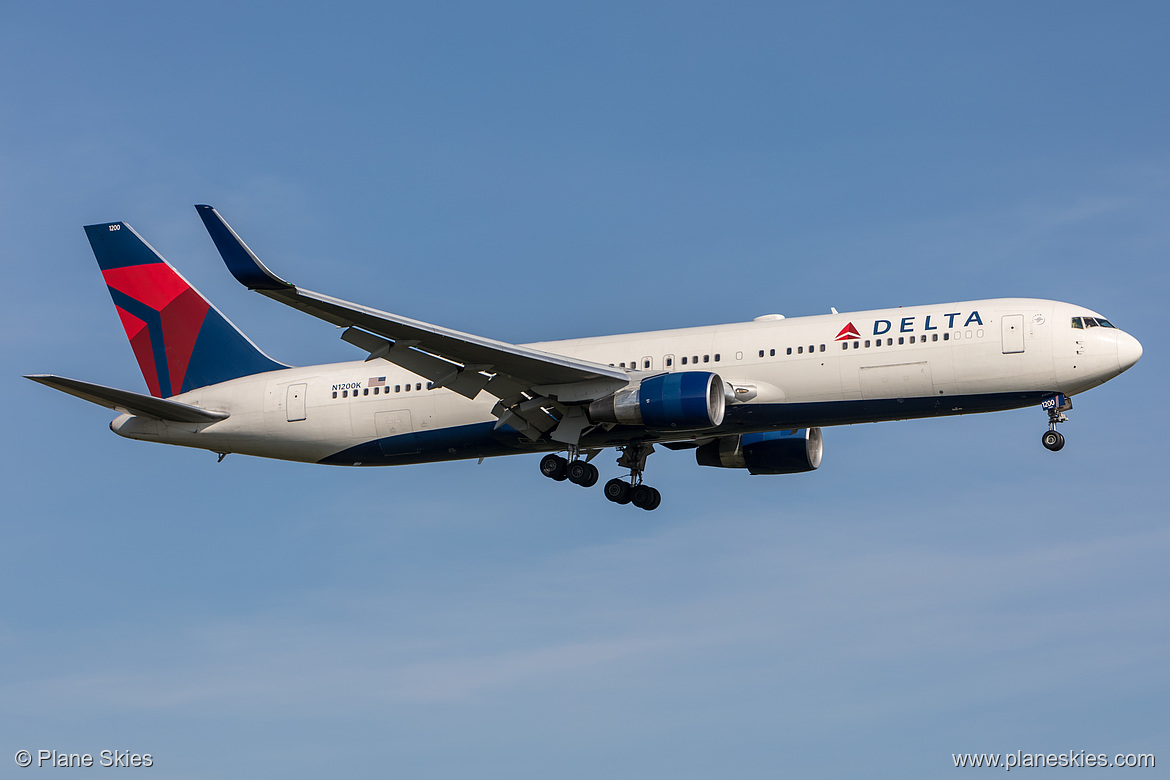 Delta Air Lines Boeing 767-300ER N1200K at London Heathrow Airport (EGLL/LHR) Delta Air Lines Boeing 767-300ER N1200K at London Heathrow Airport (EGLL/LHR)