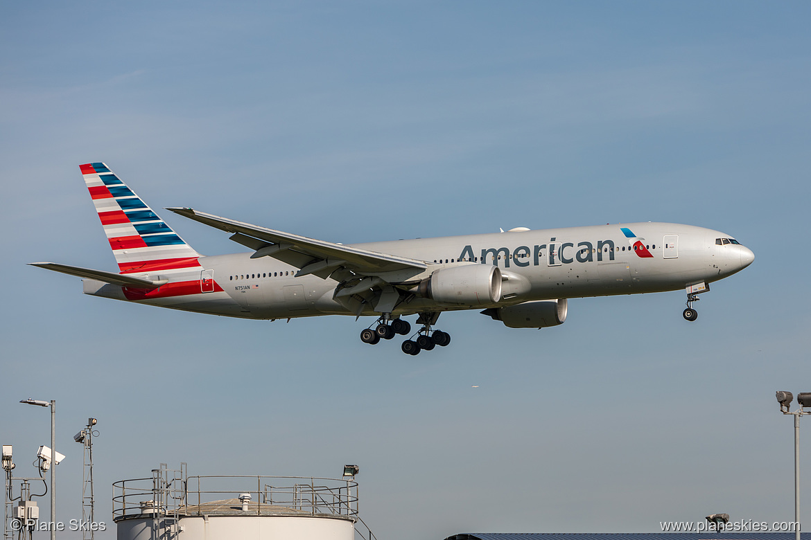 American Airlines Boeing 777-200ER N751AN at London Heathrow Airport (EGLL/LHR)