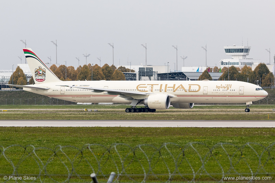 Etihad Airways Boeing 777-300ER A6-ETK at Munich International Airport (EDDM/MUC)