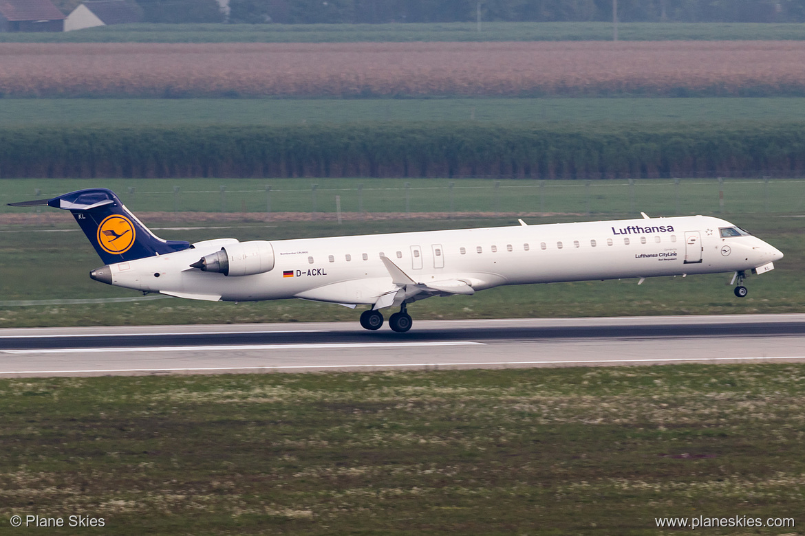 Lufthansa CityLine Canadair CRJ-900 D-ACKL at Munich International Airport (EDDM/MUC)