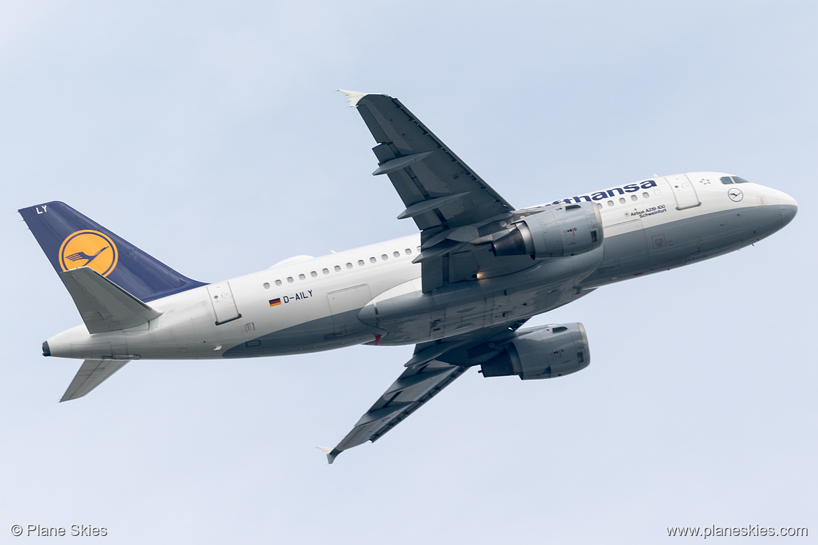 Lufthansa Airbus A319-100 D-AILY at Munich International Airport (EDDM/MUC)