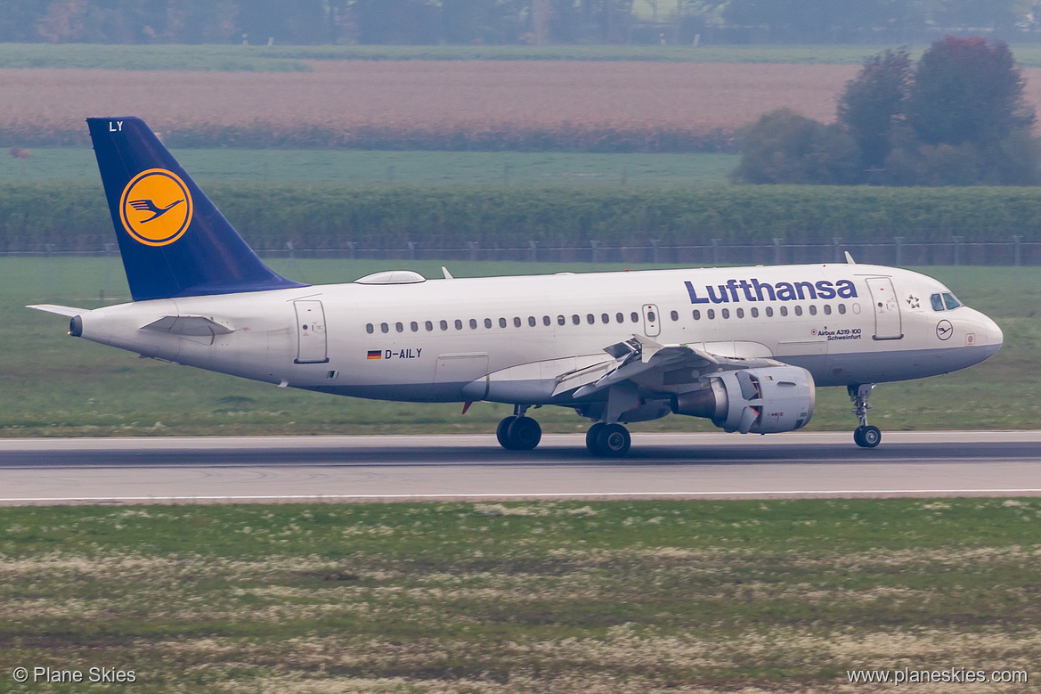 Lufthansa Airbus A319-100 D-AILY at Munich International Airport (EDDM/MUC)