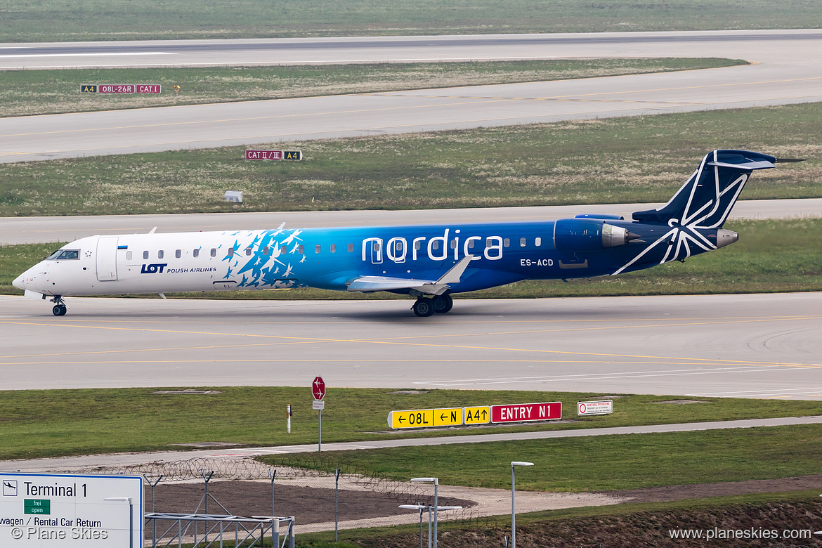 Nordica Canadair CRJ-900 ES-ACD at Munich International Airport (EDDM/MUC)