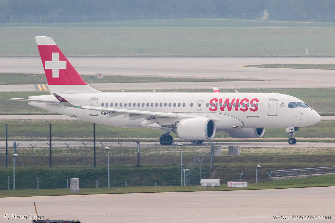 Swiss International Air Lines Bombardier CS100 HB-JBF at Munich International Airport (EDDM/MUC) Swiss International Air Lines Bombardier CS100 HB-JBF at Munich International Airport (EDDM/MUC)
