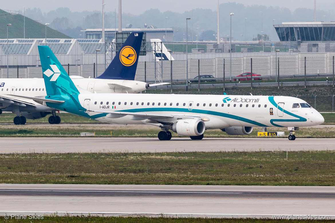 Air Dolomiti Embraer ERJ-195 I-ADJR at Munich International Airport (EDDM/MUC)