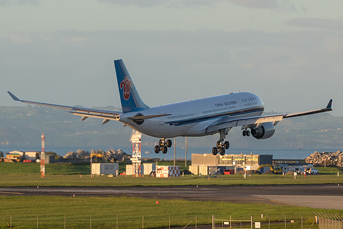 China Southern Airlines Airbus A330-200 B-6516 at Auckland International Airport (NZAA/AKL)