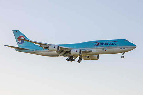 Korean Air Boeing 747-8i HL7637 at Auckland International Airport (NZAA/AKL)