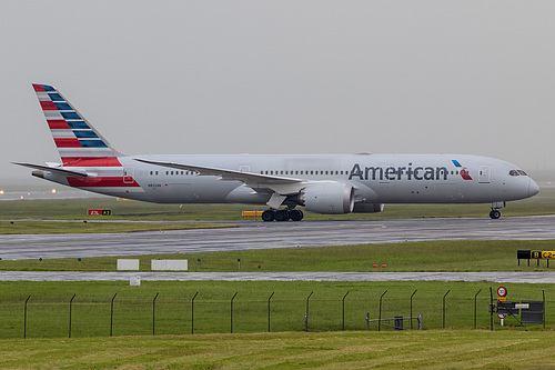 American Airlines Boeing 787-9 N822AN at Auckland International Airport (NZAA/AKL)