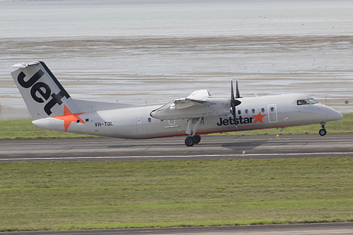 Jetstar Airways DHC Dash-8-300 VH-TQL at Auckland International Airport (NZAA/AKL) Jetstar Airways DHC Dash-8-300 VH-TQL at Auckland International Airport (NZAA/AKL)