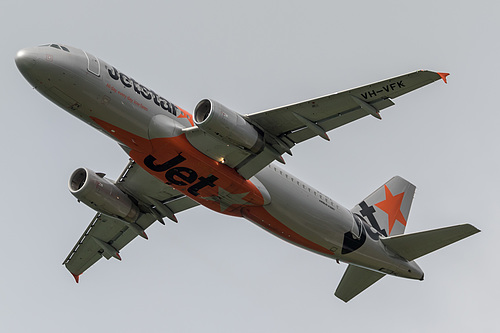 Jetstar Airways Airbus A320-200 VH-VFK at Auckland International Airport (NZAA/AKL) Jetstar Airways Airbus A320-200 VH-VFK at Auckland International Airport (NZAA/AKL)