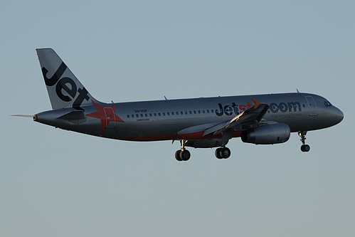 Jetstar Airways Airbus A320-200 VH-VGP at Auckland International Airport (NZAA/AKL) Jetstar Airways Airbus A320-200 VH-VGP at Auckland International Airport (NZAA/AKL)