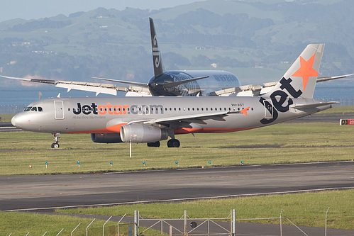 Jetstar Airways Airbus A320-200 VH-VGT at Auckland International Airport (NZAA/AKL) Jetstar Airways Airbus A320-200 VH-VGT at Auckland International Airport (NZAA/AKL)