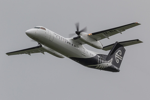 Air Nelson DHC Dash-8-300 ZK-NEA at Auckland International Airport (NZAA/AKL)