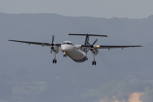 Air Nelson DHC Dash-8-300 ZK-NEC at Auckland International Airport (NZAA/AKL)