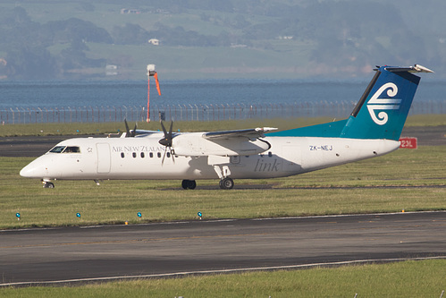 Air Nelson DHC Dash-8-300 ZK-NEJ at Auckland International Airport (NZAA/AKL)
