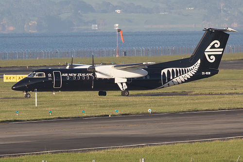 Air Nelson DHC Dash-8-300 ZK-NEM at Auckland International Airport (NZAA/AKL)