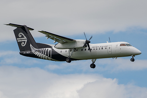 Air Nelson DHC Dash-8-300 ZK-NEP at Auckland International Airport (NZAA/AKL)
