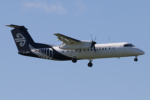 Air Nelson DHC Dash-8-300 ZK-NEQ at Auckland International Airport (NZAA/AKL) Air Nelson DHC Dash-8-300 ZK-NEQ at Auckland International Airport (NZAA/AKL)