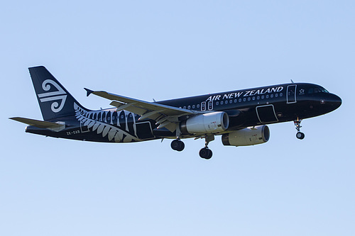 Air New Zealand Airbus A320-200 ZK-OAB at Auckland International Airport (NZAA/AKL) Air New Zealand Airbus A320-200 ZK-OAB at Auckland International Airport (NZAA/AKL)