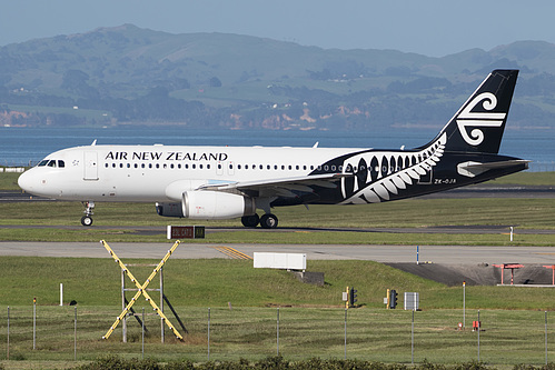 Air New Zealand Airbus A320-200 ZK-OJA at Auckland International Airport (NZAA/AKL) Air New Zealand Airbus A320-200 ZK-OJA at Auckland International Airport (NZAA/AKL)