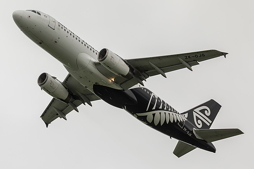 Air New Zealand Airbus A320-200 ZK-OJG at Auckland International Airport (NZAA/AKL)