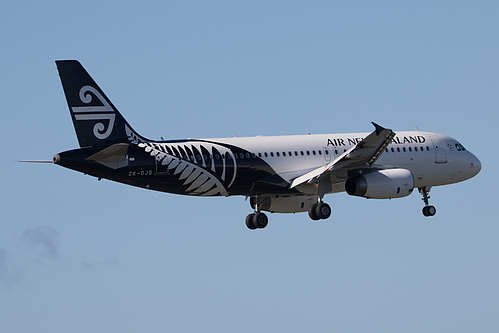 Air New Zealand Airbus A320-200 ZK-OJS at Auckland International Airport (NZAA/AKL)