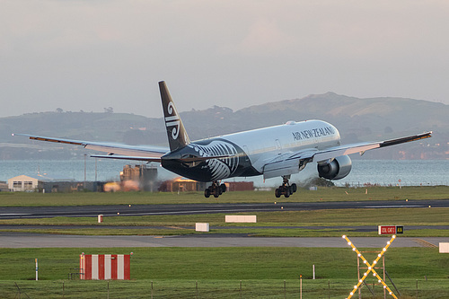 Air New Zealand Boeing 777-300ER ZK-OKS at Auckland International Airport (NZAA/AKL) Air New Zealand Boeing 777-300ER ZK-OKS at Auckland International Airport (NZAA/AKL)